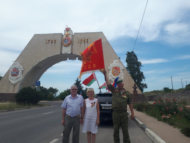 Автопробег "Содружество" от Брестской крепости до Севастополя